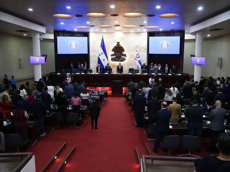 Las acusaciones preliminares giran en torno a supuestos abusos cometidos durante procesos electorales previos.