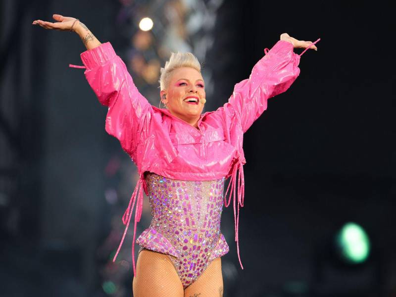 La cantante estadounidense Pink dio una entrevista al programa “60 Minutos”.