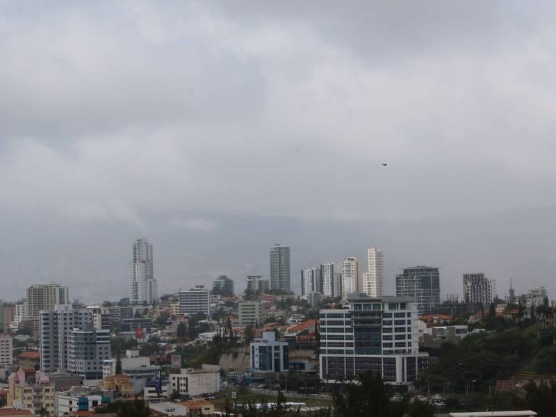 Panorama de la zona financiera y hotelera de Tegucigalpa.