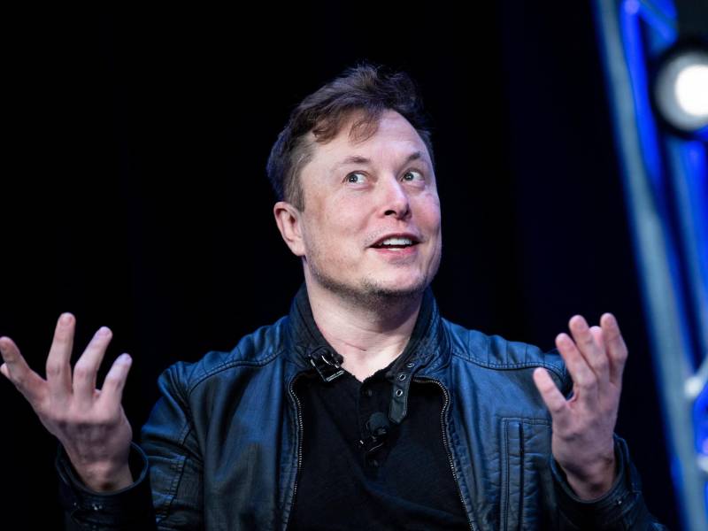 (FILES) In this file photo taken on April 11, 2022, Elon Musk, founder of SpaceX, speaks during the Satellite 2020 at the Washington Convention Center in Washington, DC. - Elon Musk pulled the plug on his deal to buy Twitter on July 8, 2022, accusing the company of misleading statements about the number of fake accounts, a regulatory filing showed (Photo by Brendan Smialowski / AFP)