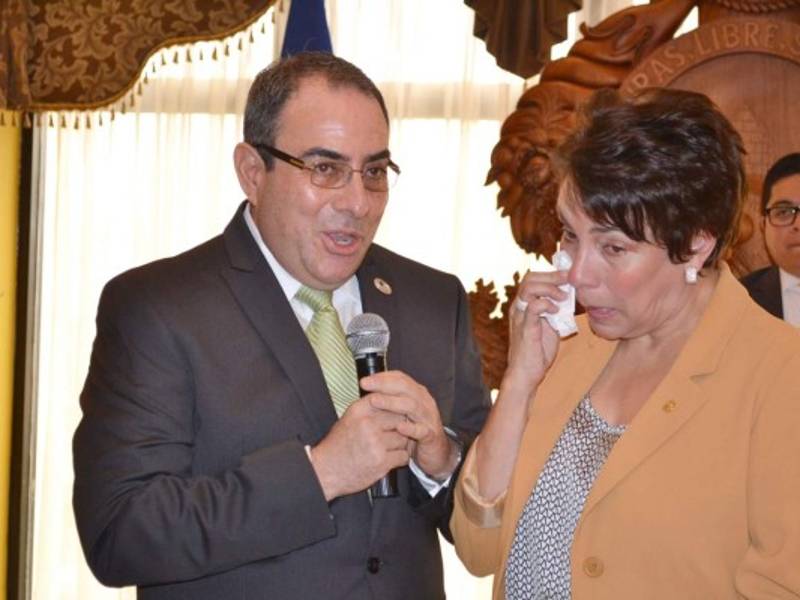 La canciller dejará su cargo el 15 de noviembre.