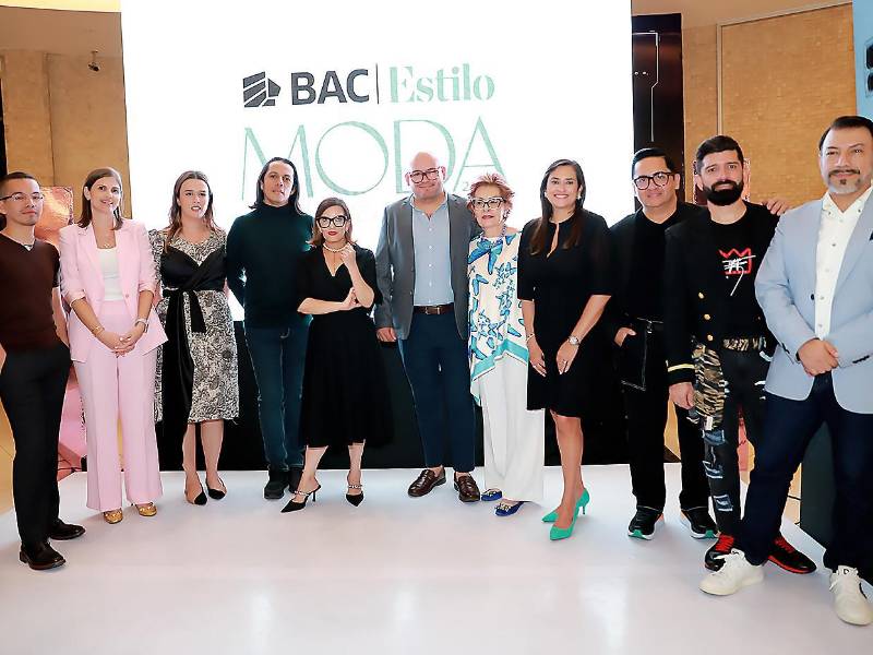 Tirso Rubio, Pamela Cruz, Maria Stefania, Roberto Ramírez, Blanca Bendeck, Lawin Paz, Bonnie García, Valeria Ríos, Miguel Chong, Jerry Cárcamo y Roberto Ramírez