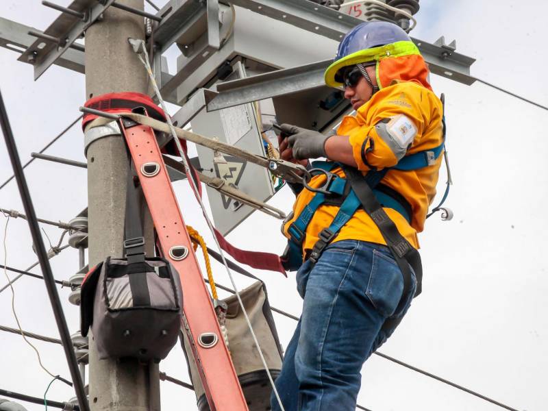 Uno de los financiamiento será destinado a apoyar a los esfuerzos del Gobierno para mitigar los efectos del alza mundial en los precios de los combustibles.