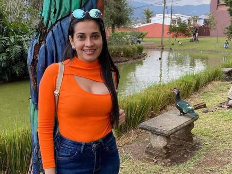 “Mi hija estaba embarazada, pido que se haga justicia por el crimen, espero que la Policía capture a él o los responsables”, expresó Ana Luisa Cardona, madre de Claudia Patricia Munguía (de 30 años), quien fue asesinada en La Ceiba.