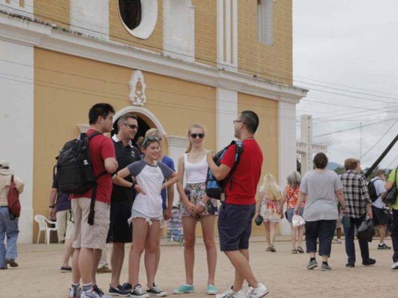 Las bellezas de Trujillo son los principales atractivos que disfrutan los turistas cuando llegan a la que fue la primera capital de Honduras. Fotos: Esaú Ocampo.