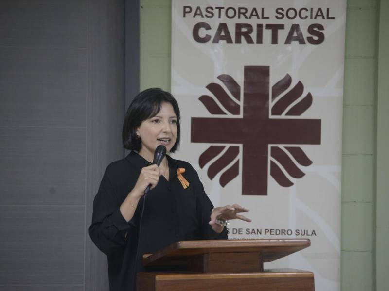 La jueza Claudia López destacó que muchos feminicidios iniciaron con violencia doméstica.