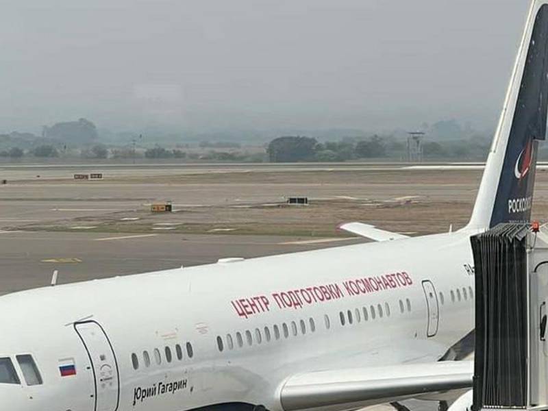 El avión ruso que llegó a Palmerola.