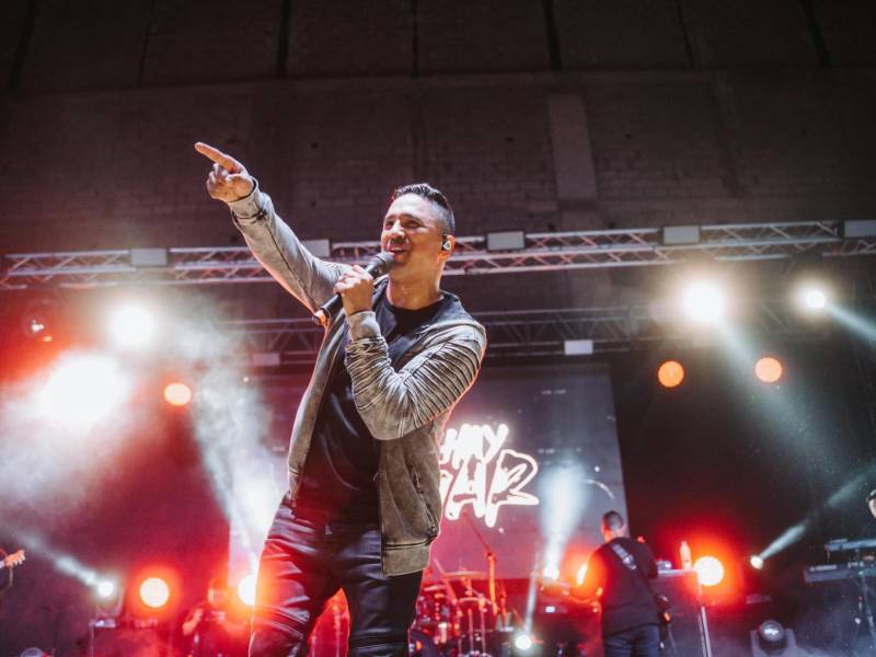 Josh Morales, vocalista de la agrupación Miel San Marcos.