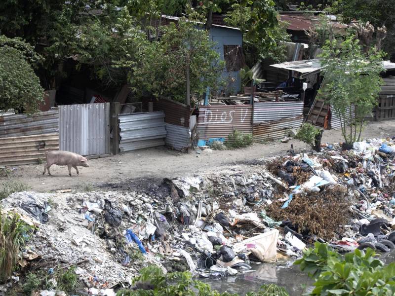 Mas de dos mil familias que habitan en los bordos viven en condicioes precaria