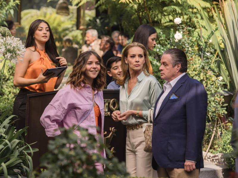 Fotografía sin fecha cortesía de Prime Video de un fragmento de la película Hasta la madre del día de las madres.