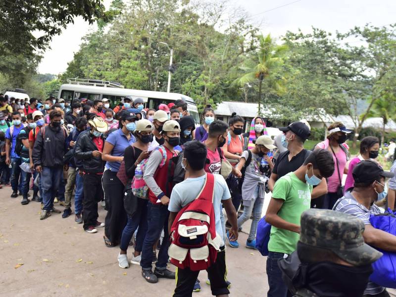 Migrantes hondureños en el municipio de Santa Rita en el departamento de Copán (Honduras).
