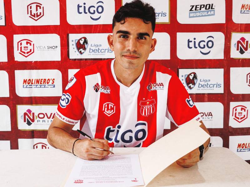 El Vida anunció la incorporación de Carlos “Charlie” Estrada como nuevo elemento para encarar el torneo Apertura 2023.