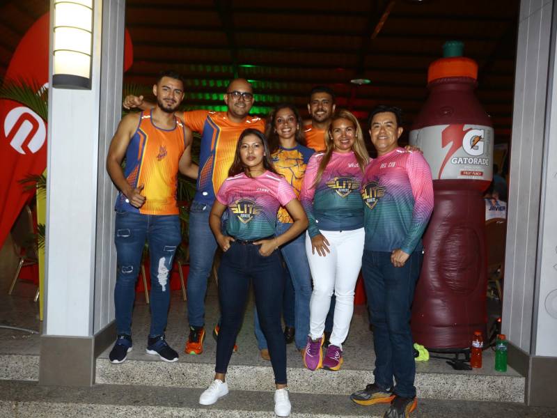 El ya habitual evento que organiza anualmente Diario La Prensa fue llevado a cabo en el salón Paraíso del Hotel Copantl de San Pedro Sula. La armonía entre los asistentes y las sorpresas brindadas por las marcas patrocinadoras hicieron la noche espectacular.