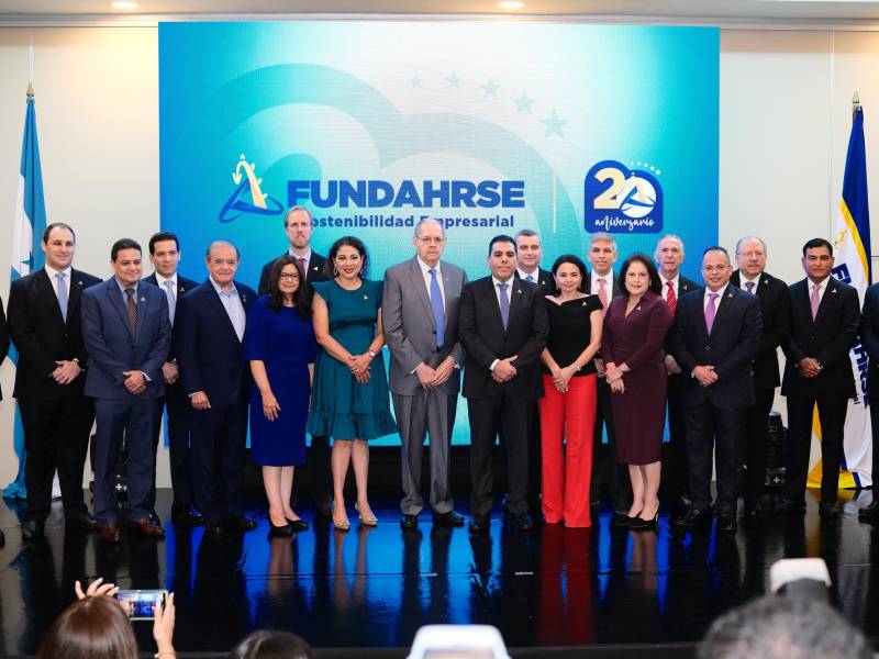 Todo el equipo de Fundahrse se hizo presente en el evento, el cual fue ovacionado por el público asistente en el marco de su vigésimo aniversario.
