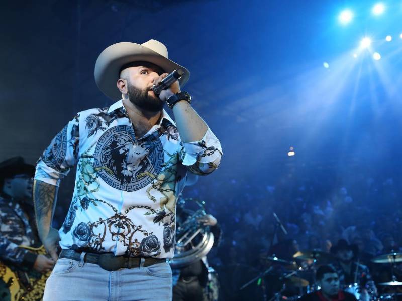 El artista mexicano ha compuesto canciones para artistas como Christian Nodal, Natalia Aguilar, Los Plebes del Rancho, El Fantasma, Voz de Mando, Chuy Lizárraga, entre otros.