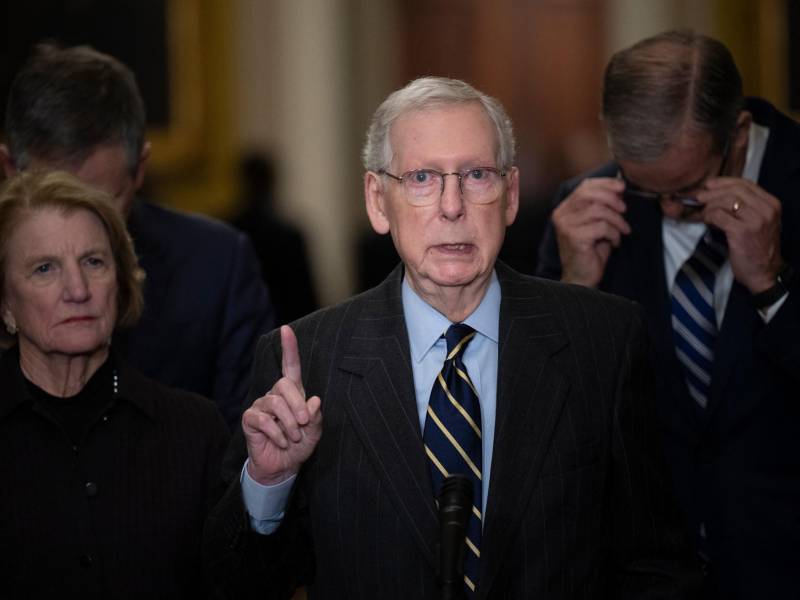 McConnell, de 82 años, anunció que dejará su cargo en el Senado después de las elecciones de noviembre.