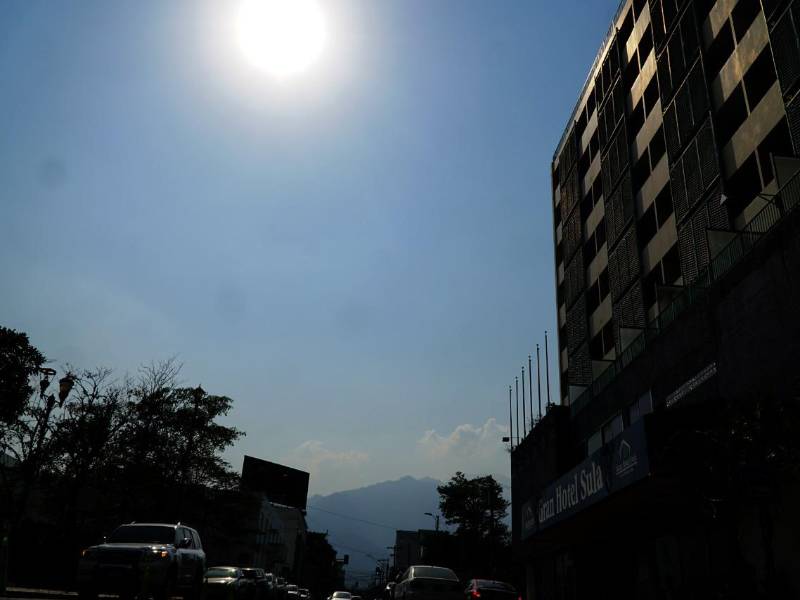 El calor se agudiza en San Pedro Sula por aumento de la sensación térmica.