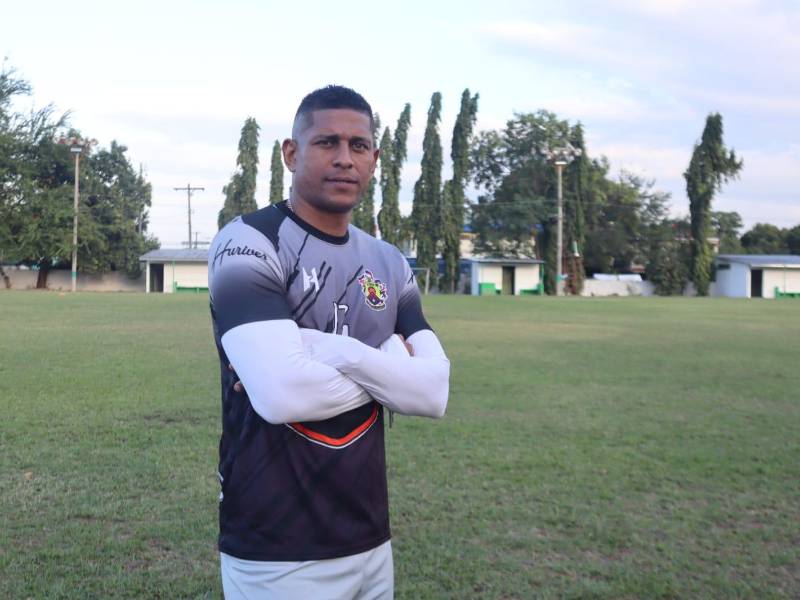 Carlo Costly se recuperó de su lesión y volverá a vestir los colores del Lone FC de la Liga de Ascenso de Honduras.
