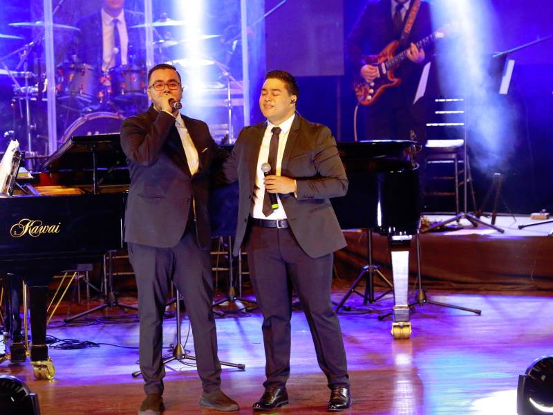 Fernando Guzmán y Marco Rodríguez también deleitaron al público con su voz.
