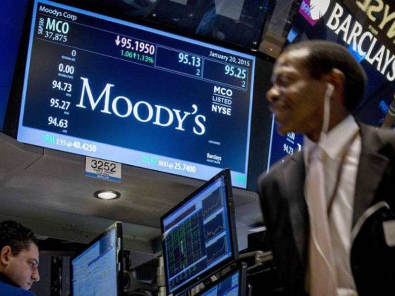 Representante de Moody’s en la bolsa de New York.