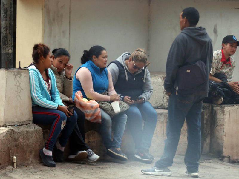 El reloj marcaba las 12:30 del mediodía del domingo. Tres agentes motorizados de la Policía, empuñando sus armas de fuego, llegaron hasta la propiedad de don Santiago Ramos, en el caserío Las Trojas, perteneciente al Distrito Central, Francisco Morazán.