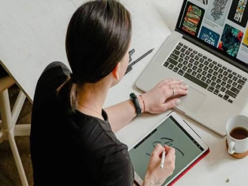 Imagen referencial de archivo. Queda establecido que el cliente podrá rescindir el contrato cuando exista un mal servicio, pagando solo el tiempo consumido y no todo el contrato.