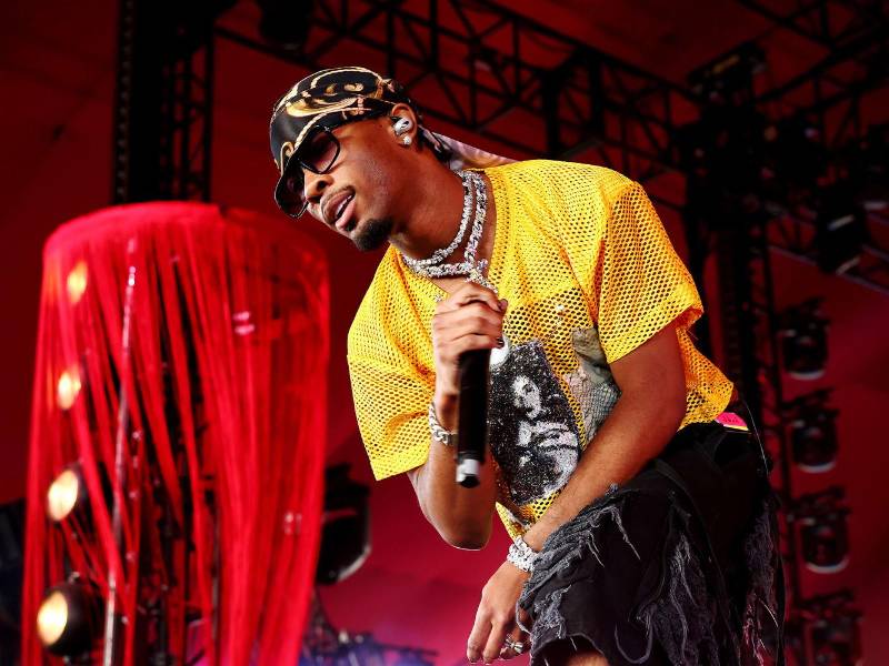 El hermano de Celeste Rivas dijo que la familia está luchando por superar su muerte. Solo intento mantener una actitud positiva, dijo Matthew Rivas.