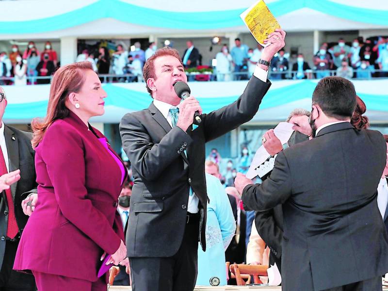 Los tres personajes detrás de la presidenta quieren un rol activo en el nuevo gobierno