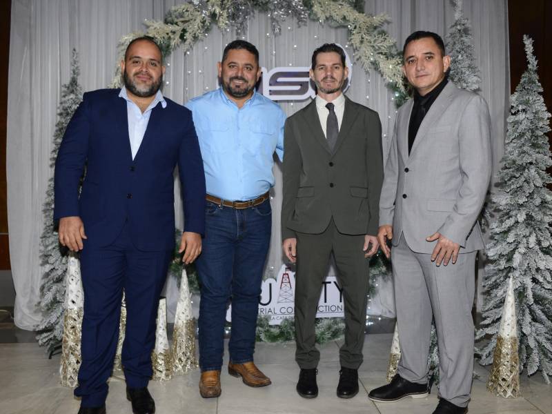 Los socios propietarios de Asi Network: Juan Jerezano, Felipe Trundle, Michael Senn y Denis Chávez