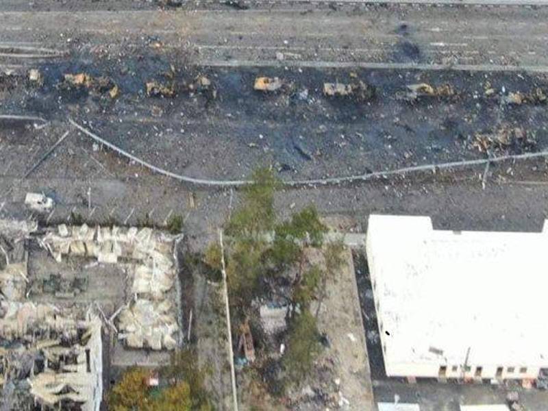 Una columna de tanques rusos fue emboscada por el ejército ucraniano que destruyó varios vehículos militares.