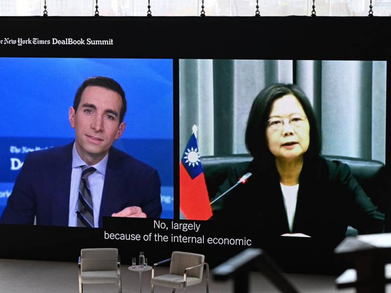 La presidenta de Taiwán, Tsai Ing-wen, durante una entrevista con el New York Times.