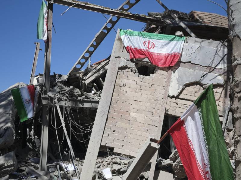 Las ruinas de uno de los edificios de la Universidad Sharif de Teherán este martes tras ser atacada el lunes por Estados Unidos e Israel. EFE/Jaime León