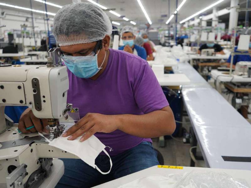 El Consejo Hondureño de la Empresa Privada (Cohep) hizo un llamamiento a las empresas a planificar “sus reservas y los pagos del salario mínimo”.