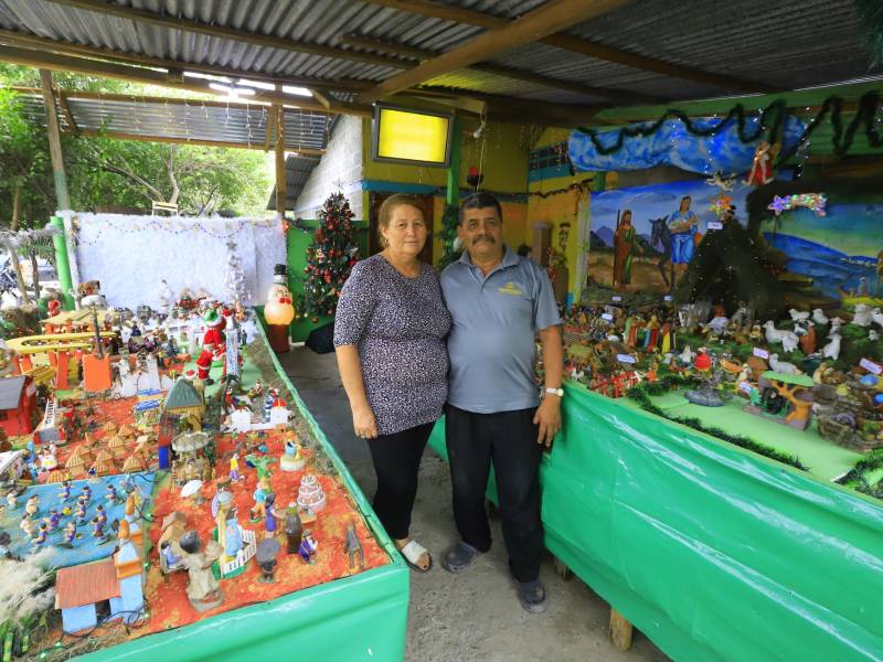 Una pareja de esposos, sus siete hijos y ahora sus nietos se unen para mantener la tradición. FOTOS: FRANKLYN MUÑOZ