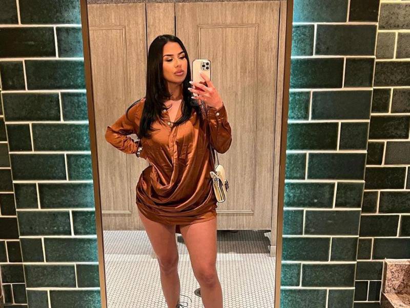 La influencer Theresa Cachuela fue asesinada en un estacionamiento en frente de su hija.