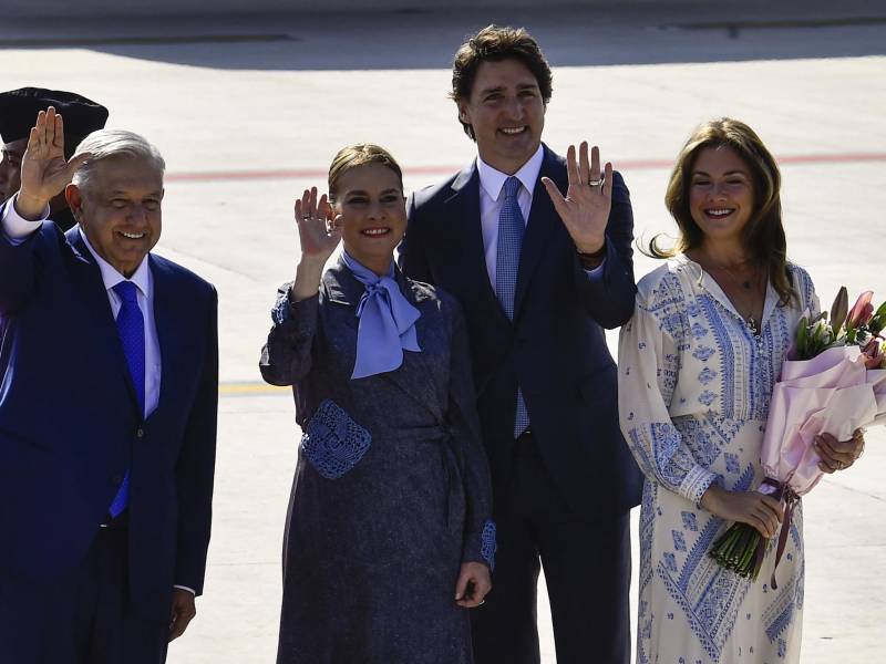 Trudeau y su esposa, Sophie, fueron recibidos por López Obrador y la primera dama mexicana, Beatriz Gutiérrez.