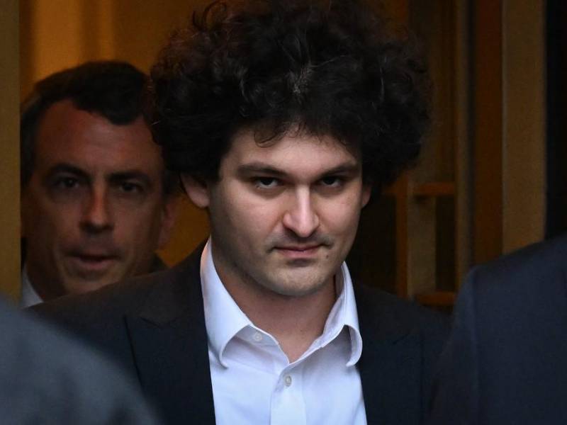 Sam Bankman-Fried, fundador y presidente de la plataforma de intercambio de criptomonedas FTX, será sentenciado el 28 de marzo, tras ser declarado culpable a principios de noviembre de siete cargos que incluyen fraude, conspiración y blanqueo de dinero.