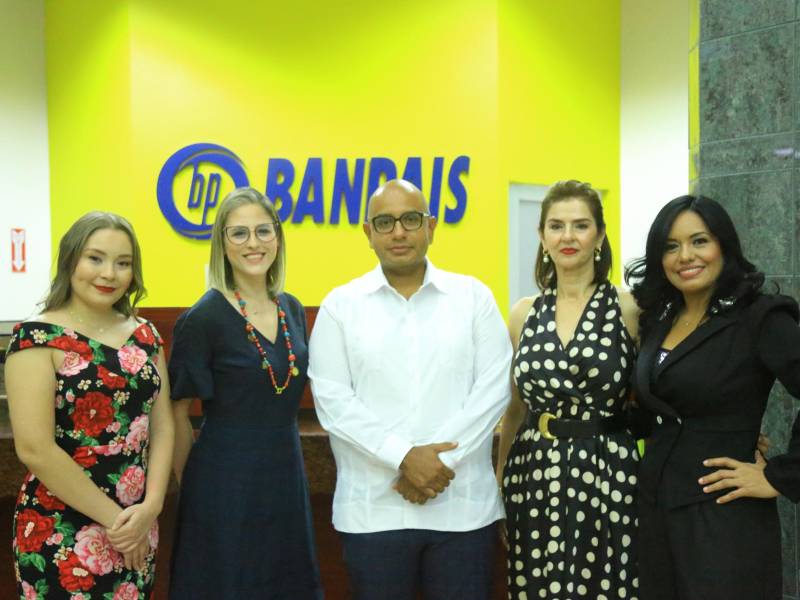 Katherine Padilla, Ana Lorena Lacayo, Fernando Carranza, Suyapa Monterroso y Neydi Fajardo