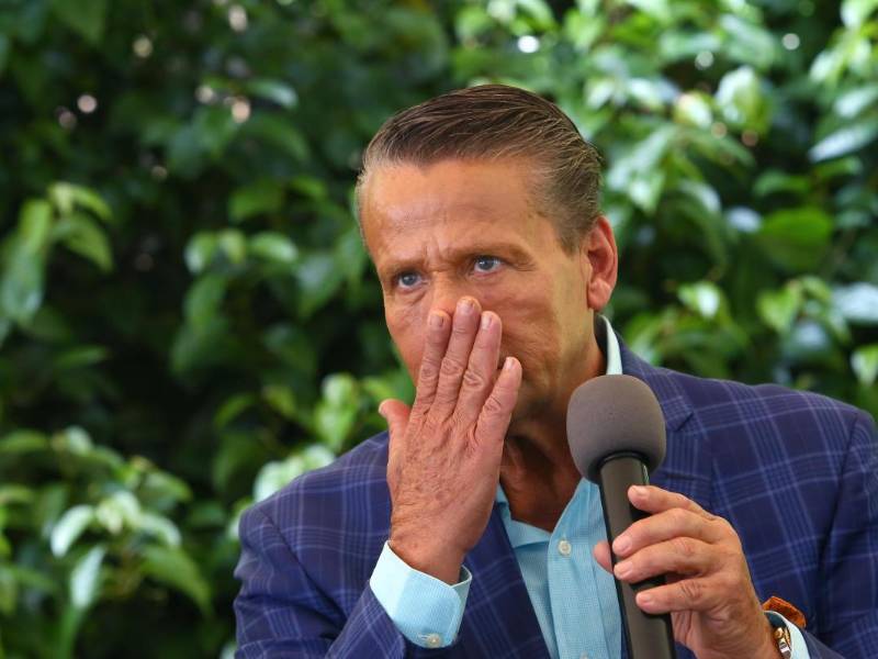 El presentador Alfredo Adame compartió que en su juventud era un muchacho que no le tenía miedo a pelearse y que un día golpeó a un hombre y días después se enteró que estuvo unos días en el hospital y después murió.