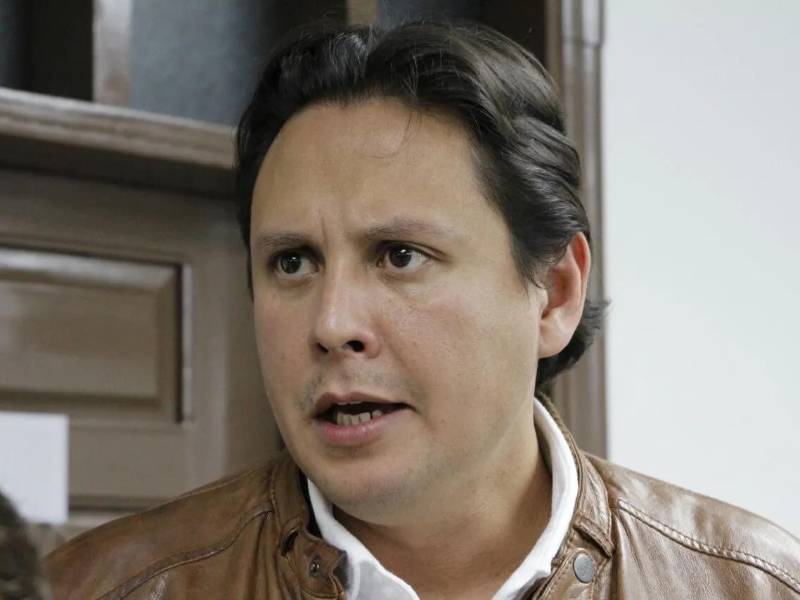 Martell fue precandidato presidencial del Partido Liberal.