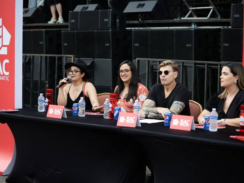 Conferencia de prensa sobre el evento.