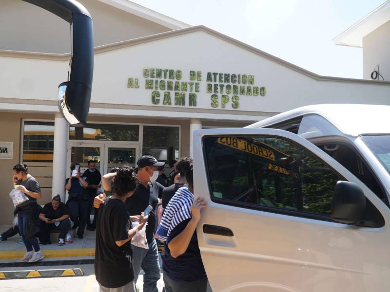 Aunque los flujos migratorios siguen siendo grandes desde Honduras, también lo son las deportaciones, por lo que se concluye que el número de migrantes que logra su objetivo final es mínimo.