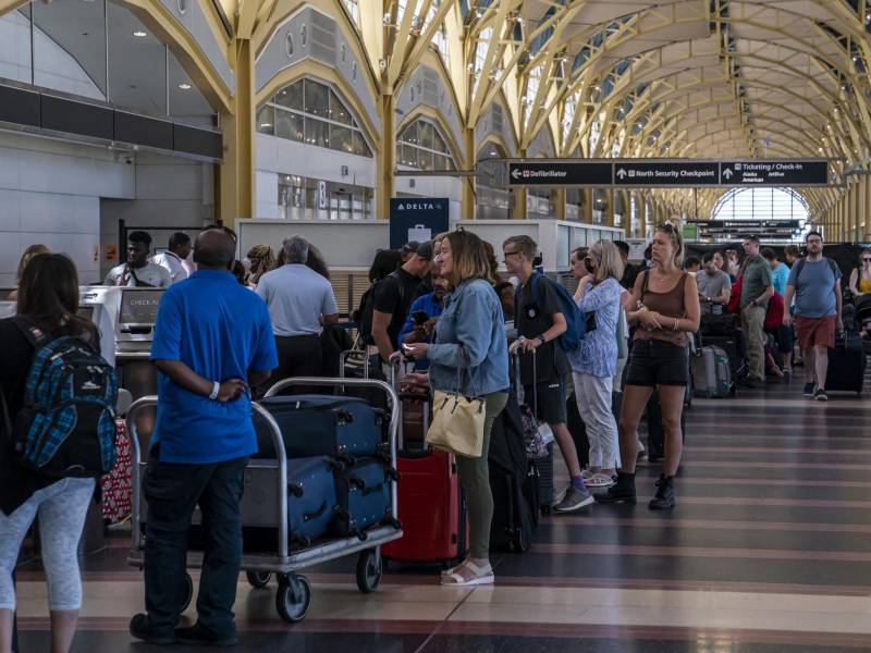 Las autoridades estadounidenses advierten a sus ciudadanos sobre el peligro de secuestros y detenciones en varios destinos.
