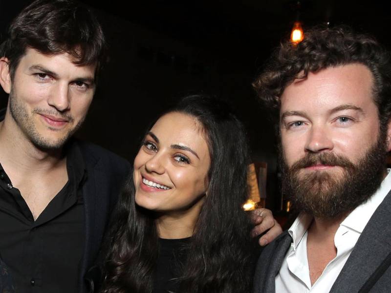Ashton Kutcher, Mila Kunis y Danny Masterson en el estreno de la serie 'The Ranch', en 2016.