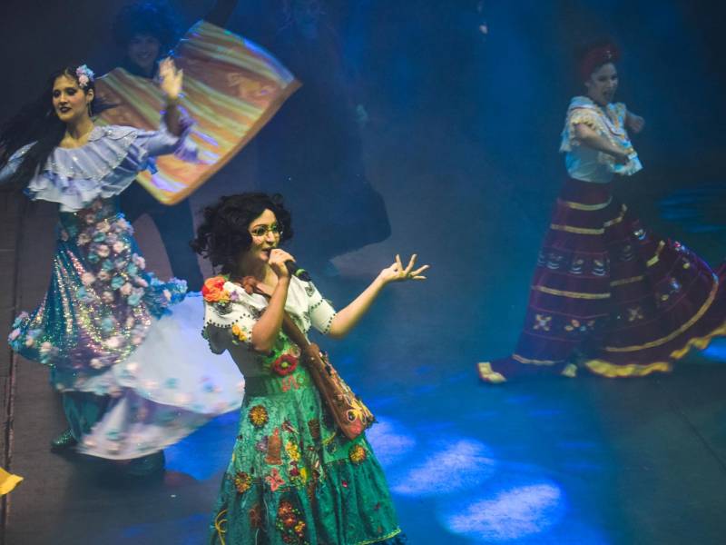 Mirabel es uno de los personajes de la Gran Gala del Reino Encantado.