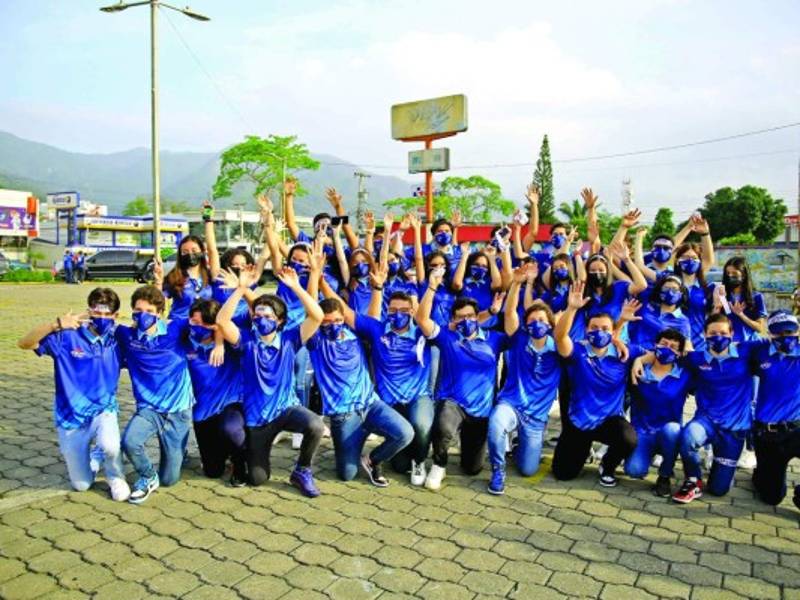 Poco a poco las instituciones educativas están regresando a la normalidad, siempre bajo medidas de bioseguridad. Por eso la generación 2022 de graduandos de la escuela Episcopal El Buen Pastor celebró con gran algarabía la bienvenida a su último año escolar.La clase 2022 de la Episcopal El Buen Pastor ya está lista para asumir los nuevos retos.