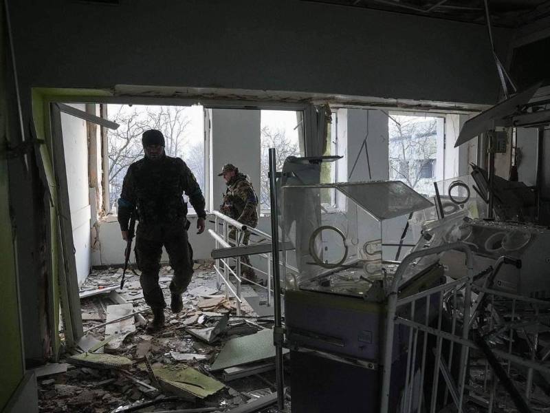 Cuando están a punto de cumplirse dos semanas del inicio de la ofensiva rusa en Ucrania, Kiev acusó hoy a Rusia de haber bombardeado un hospital infantil en la ciudad de Mariúpol, en uno de los ataques más “inhumanos” del Ejército de Putin.