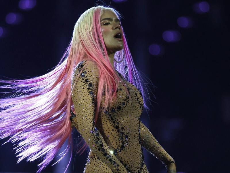 ‘La Bichota’, por su parte, recordó que conoció la música de Bocelli cuando era una adolescente y dijo que desde esa época estaba “superconectada con su música, el poder de su voz y su forma única de crear música”.