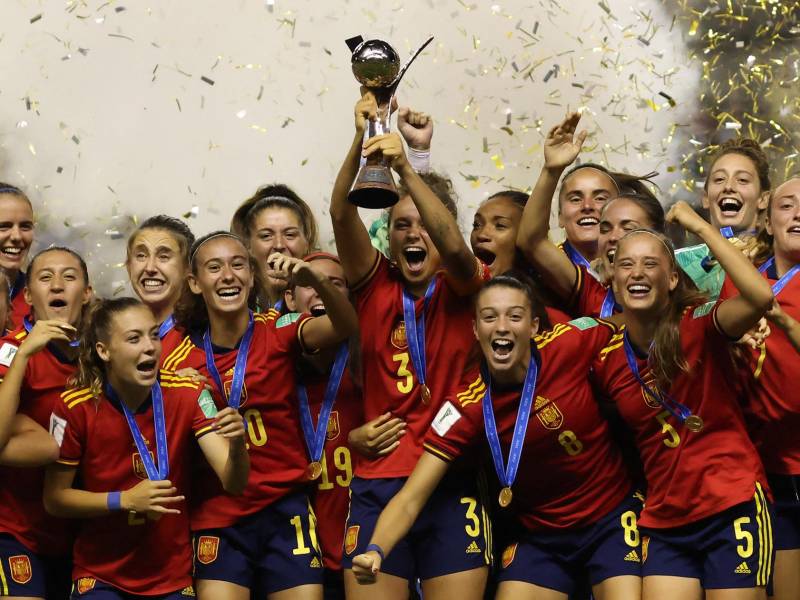 Las españolas ganaron por primera vez en esta categoría en su historia.