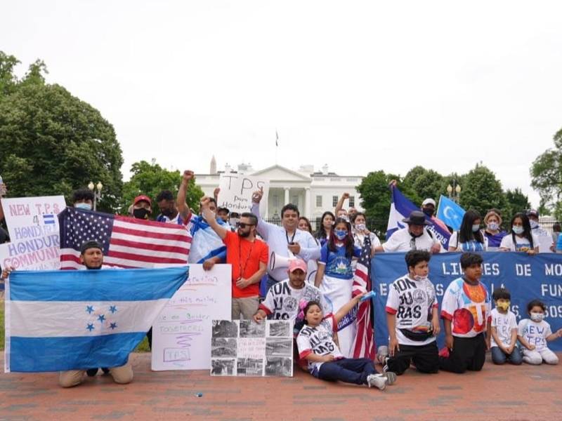 La Fundación 15 de Septiembre pide que el TPS se amplíe y ampare a los que llegaron a este país después del desastre natural.